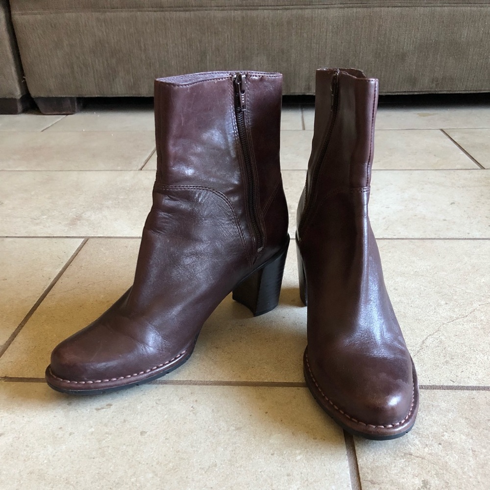 Indingo by Clarks size 8.5